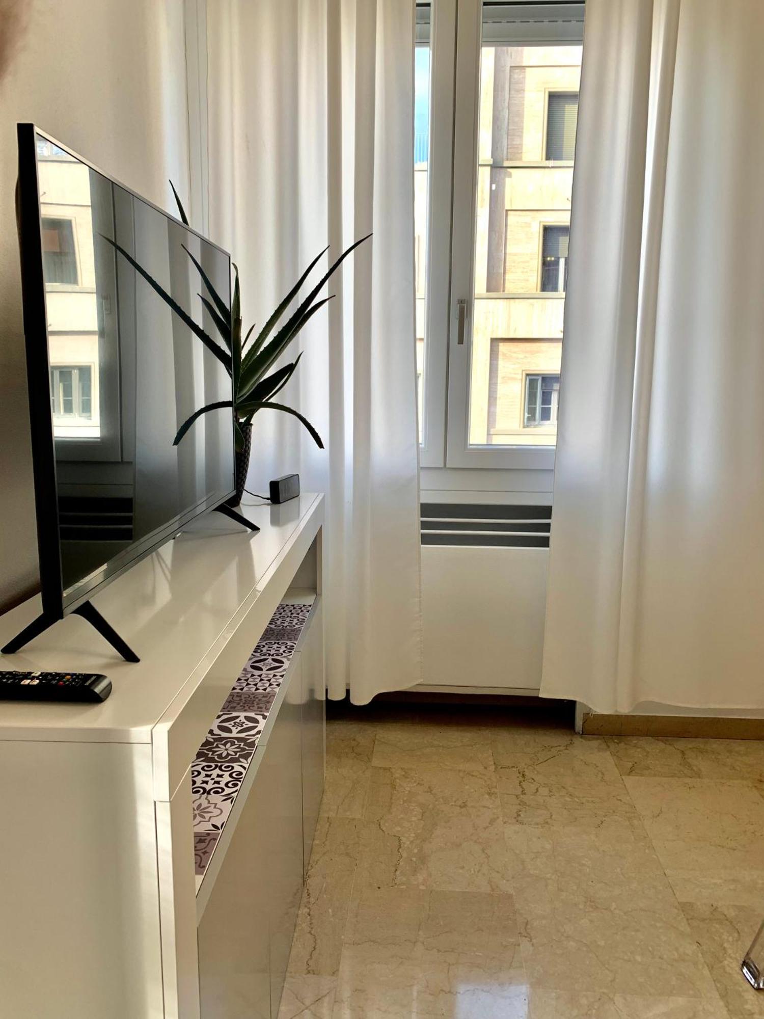 Apartamento Bilocale Amendola 13 Bolonia Exterior foto